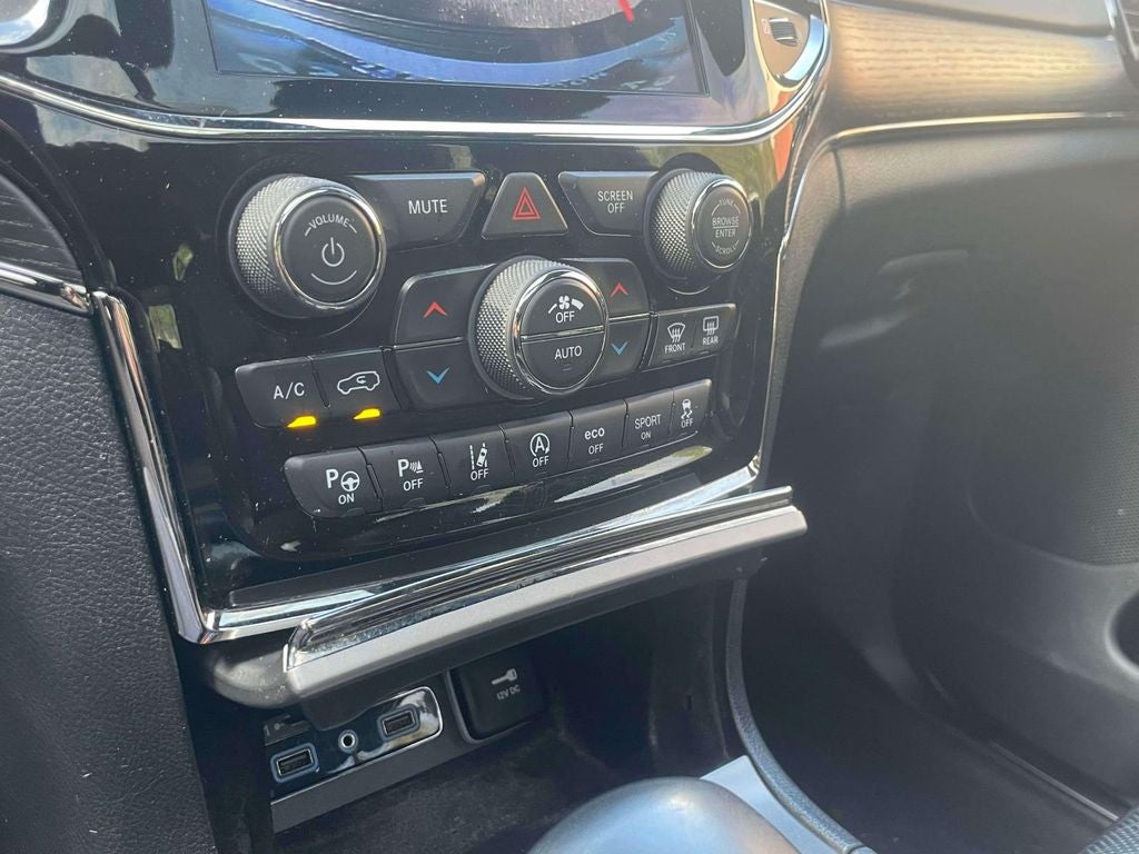 2020 Jeep Grand Cherokee Overland
