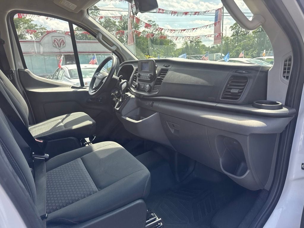 2025 Ford Transit-250 Base