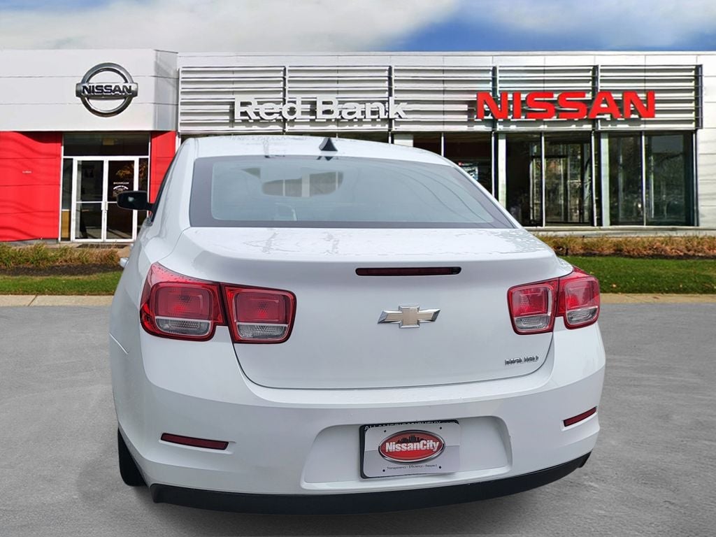2013 Chevrolet Malibu LS 1LS