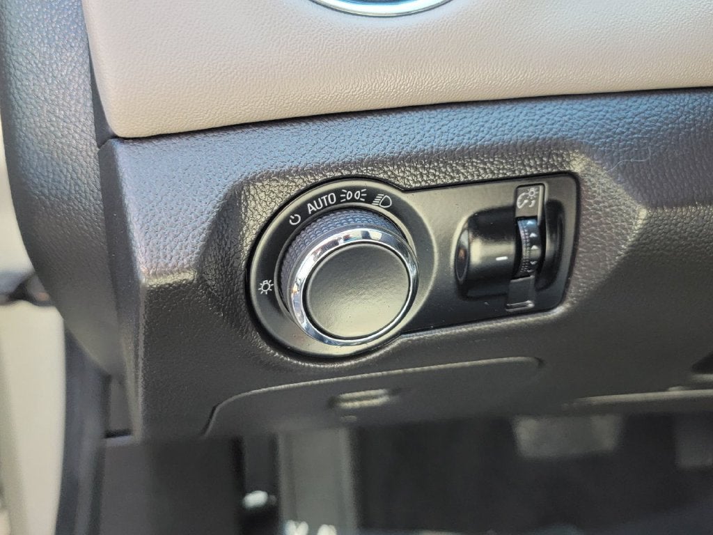 2013 Chevrolet Cruze 1LT