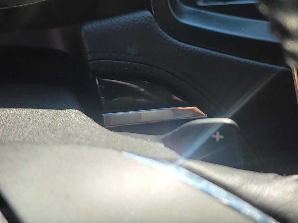 2016 Lincoln MKS Base