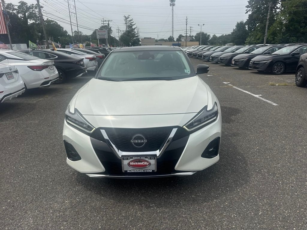 2023 Nissan Maxima Platinum