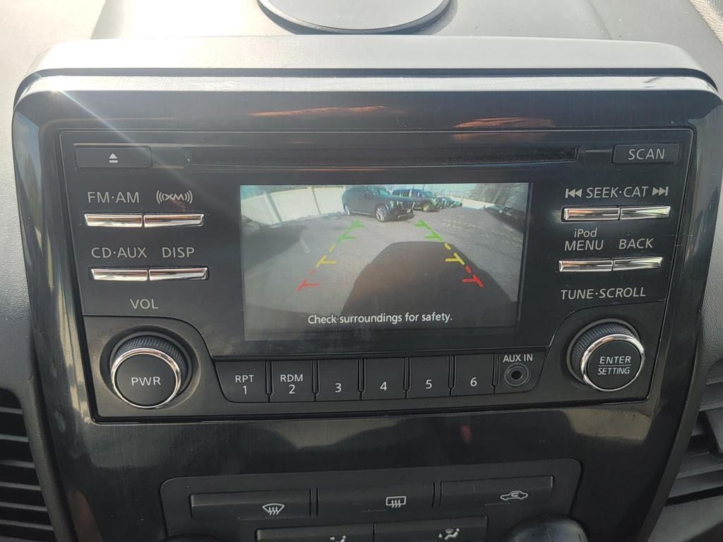 2014 Nissan Titan SV