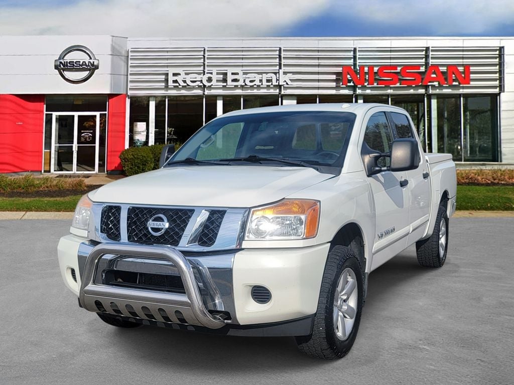 2014 Nissan Titan SV