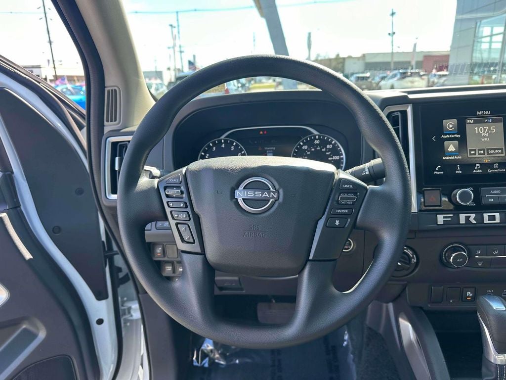 2025 Nissan Frontier SV