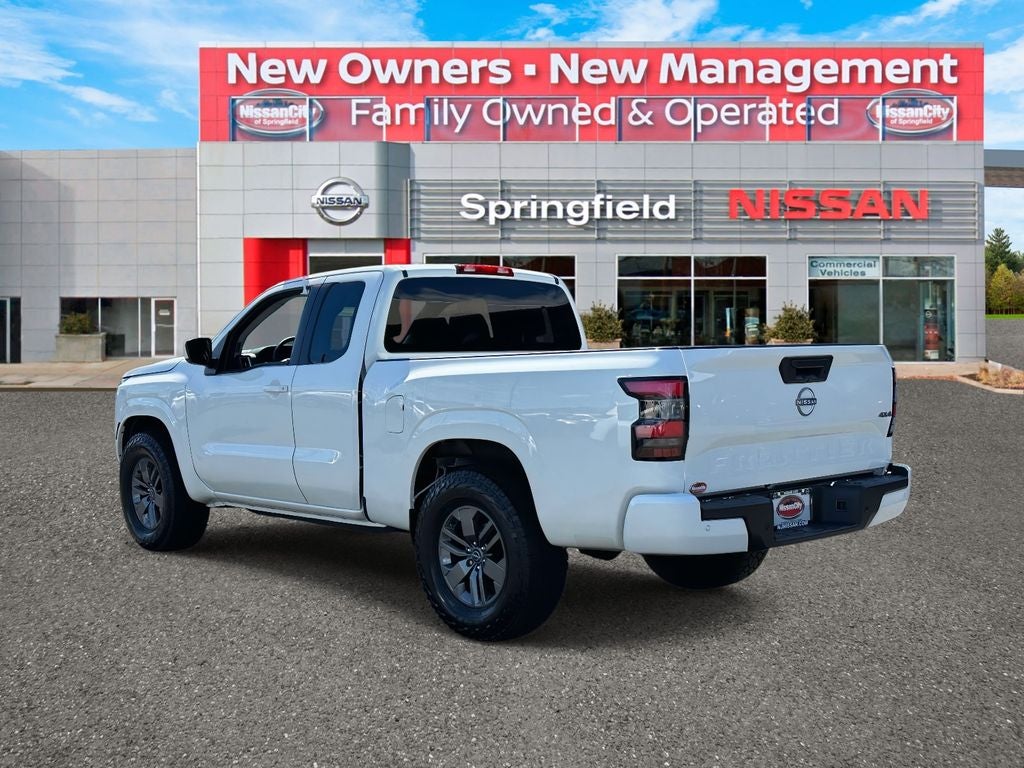 2025 Nissan Frontier SV