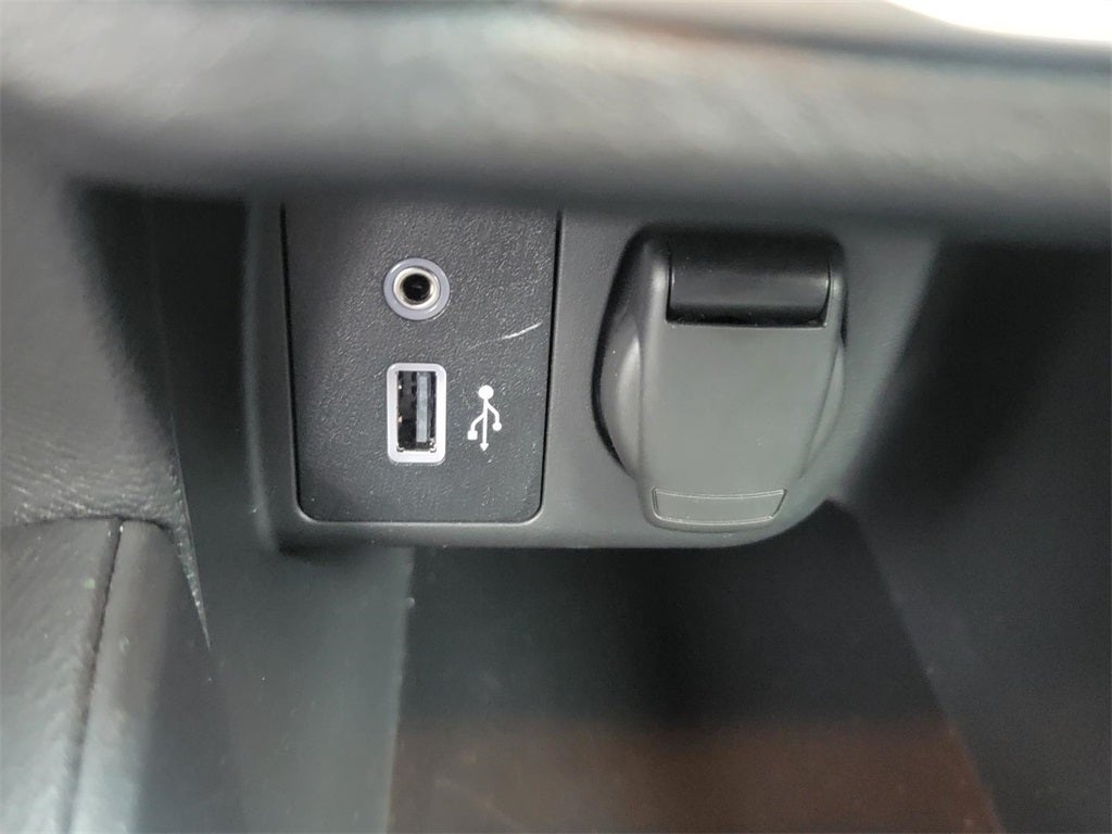 2023 Nissan Versa 1.6 SV