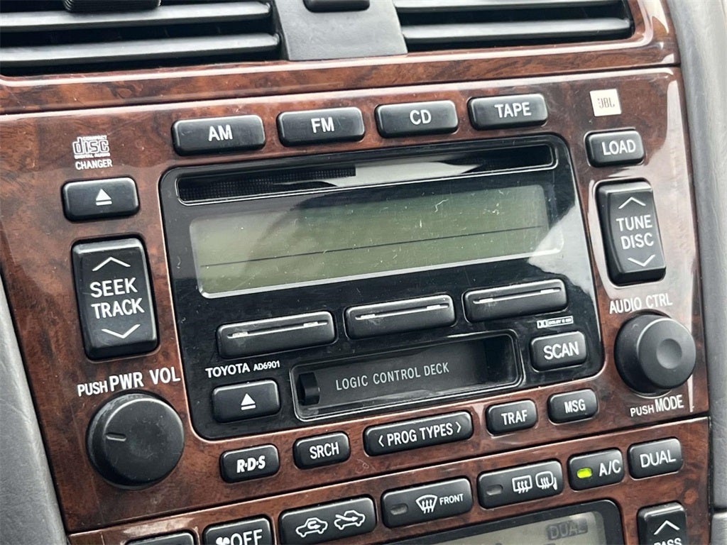 2004 Toyota Avalon Base