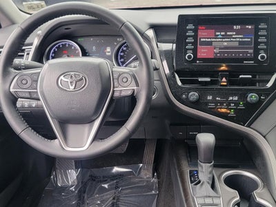 2022 Toyota Camry LE