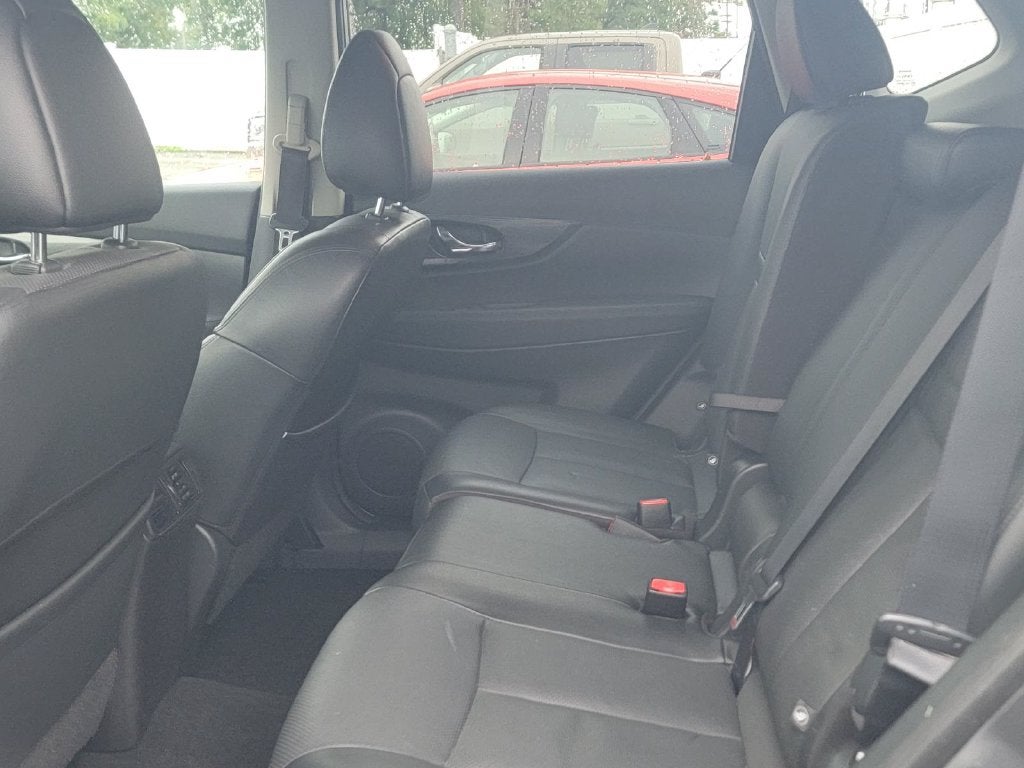 2015 Nissan Rogue SL