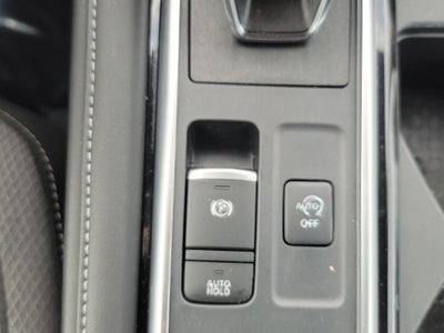 2020 Nissan Pathfinder S