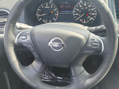 2020 Nissan Pathfinder SL