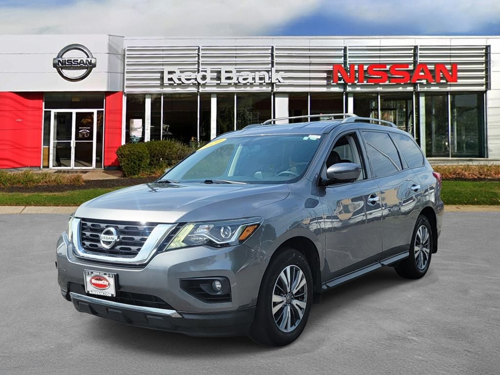 2020 Nissan Pathfinder SL