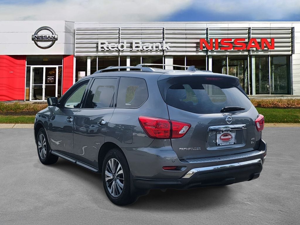 2020 Nissan Pathfinder SL