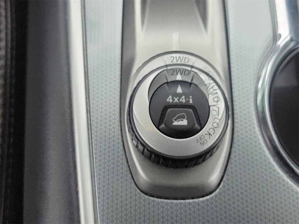 2020 Nissan Pathfinder Platinum