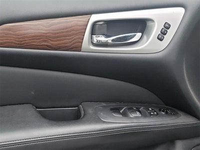 2020 Nissan Pathfinder Platinum