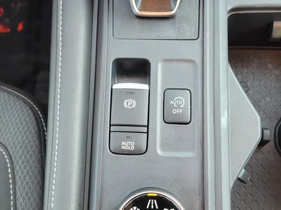 2025 Nissan Pathfinder S