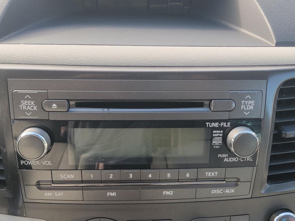 2014 Toyota Sienna L 7 Passenger