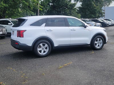 2023 Kia Sorento LX