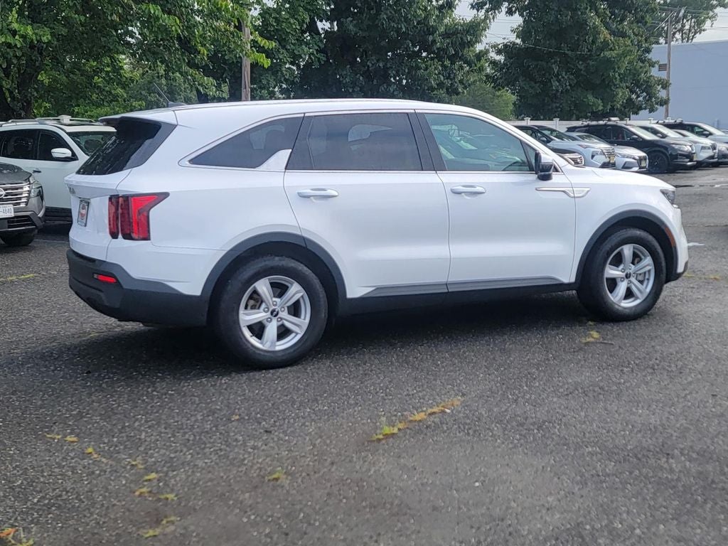 2023 Kia Sorento LX