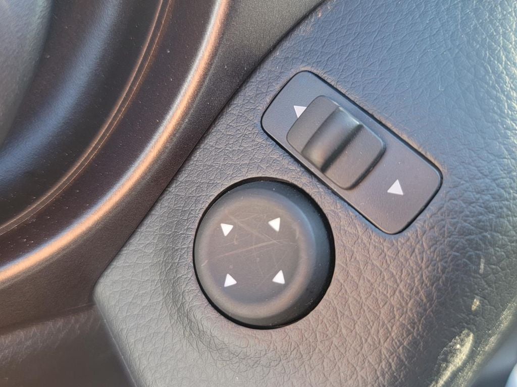 2022 Nissan Rogue Sport S