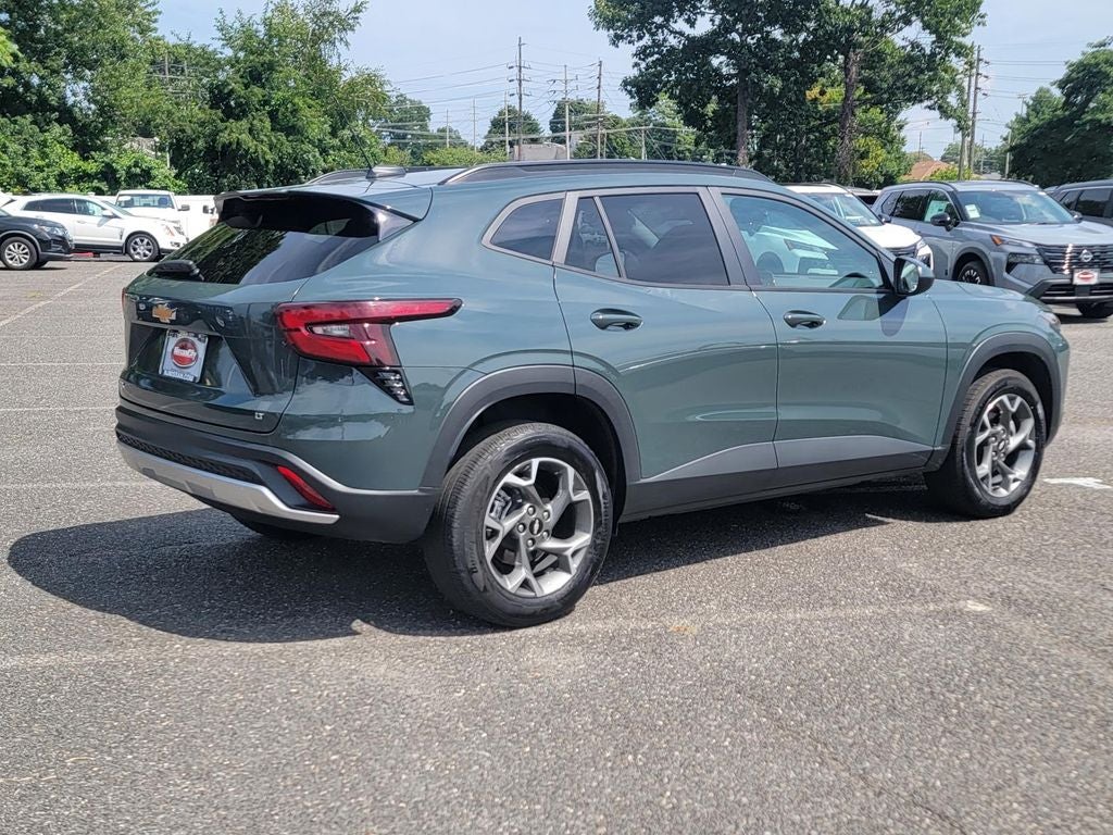 2025 Chevrolet Trax LT