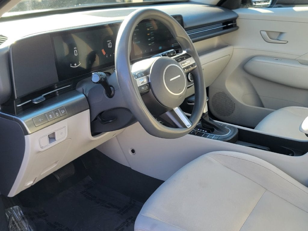 2024 Hyundai KONA SE
