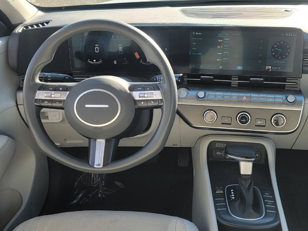 2024 Hyundai KONA SE