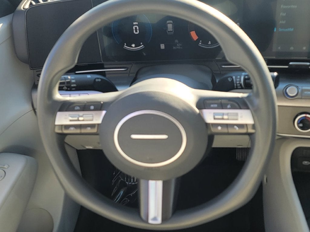 2024 Hyundai KONA SE