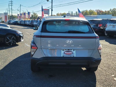 2024 Hyundai KONA SE