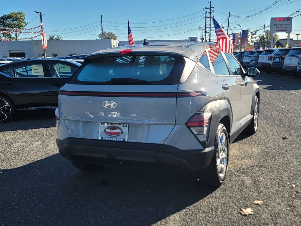 2024 Hyundai KONA SE