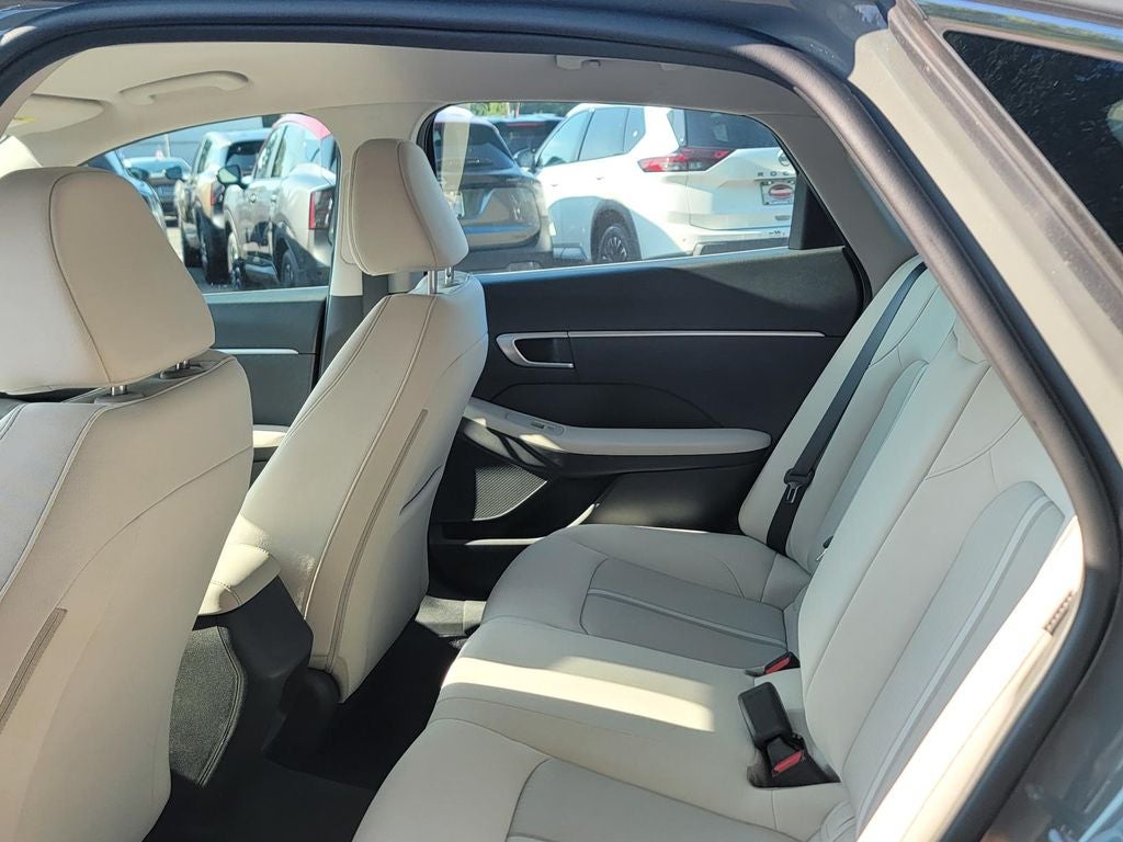 2023 Hyundai SONATA SE