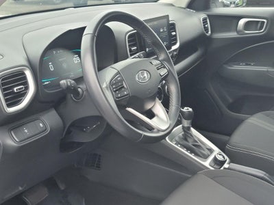 2025 Hyundai VENUE SEL