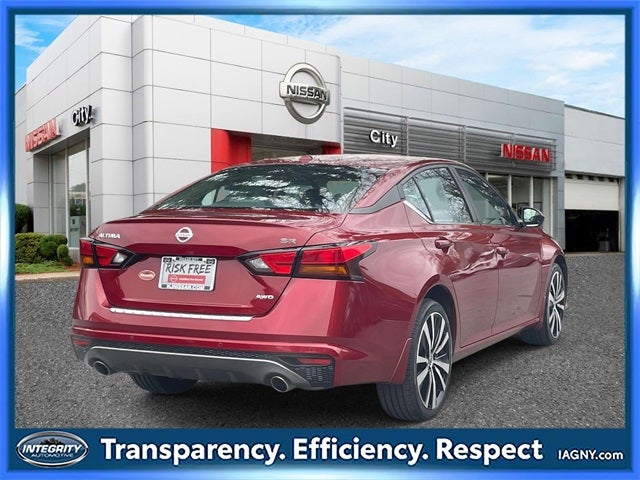 2022 Nissan Altima 2.5 SR