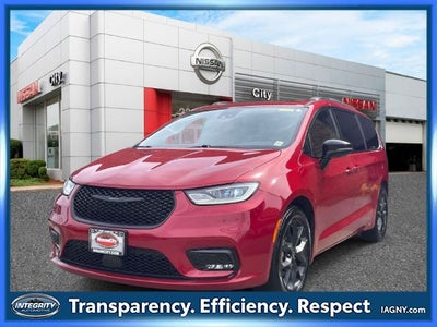 2025 Chrysler Pacifica Limited