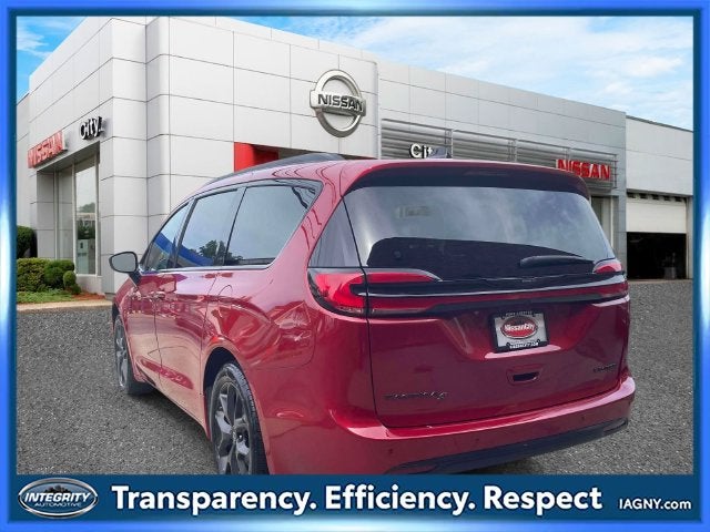 2025 Chrysler Pacifica Limited