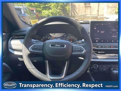 2023 Jeep Compass Latitude Lux