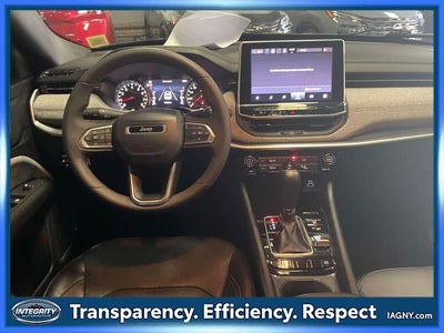 2023 Jeep Compass Latitude Lux