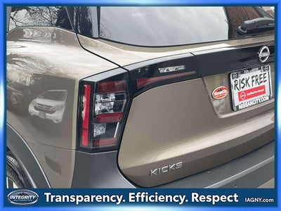 2025 Nissan Kicks SV