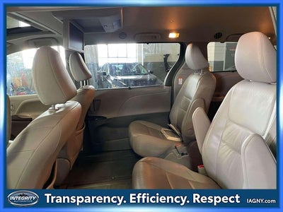 2015 Toyota Sienna XLE 7 Passenger