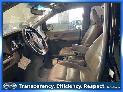 2015 Toyota Sienna XLE 7 Passenger