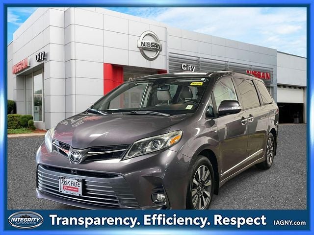 2018 Toyota Sienna Limited Premium 7 Passenger