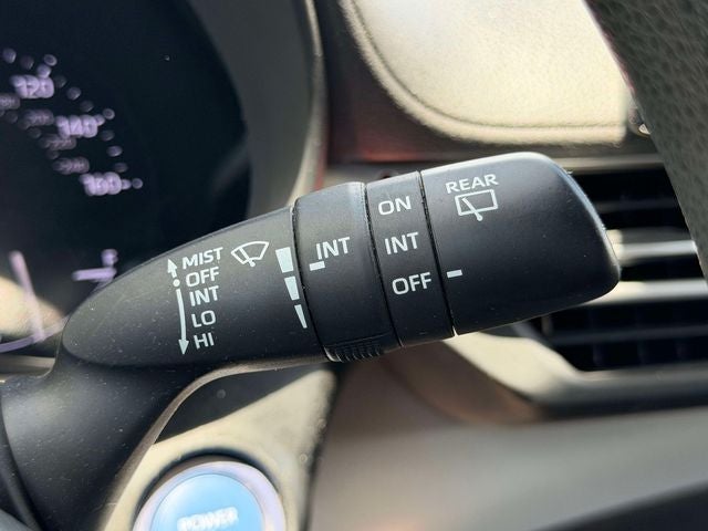 2022 Toyota Sienna LE 8 Passenger