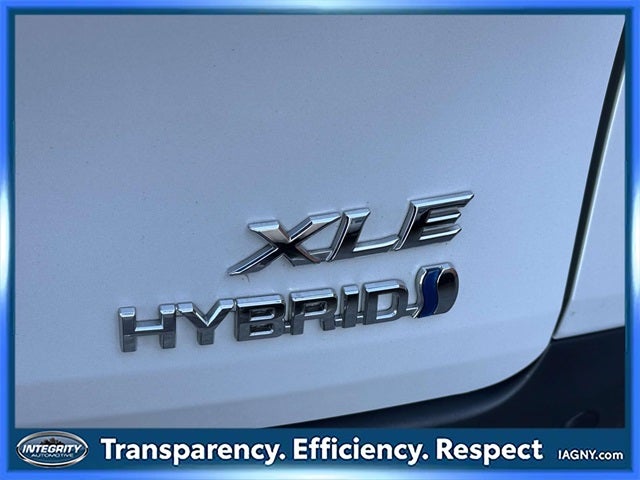 2024 Toyota Sienna XLE 8 Passenger