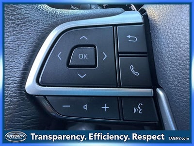 2024 Toyota Sienna XLE 8 Passenger