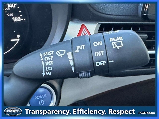 2024 Toyota Sienna XLE 8 Passenger