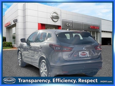 2022 Nissan Rogue Sport S