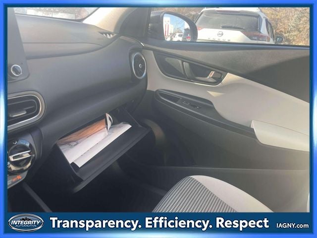 2023 Hyundai KONA SE