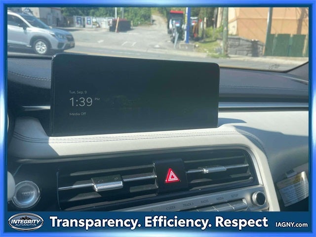 2024 Genesis G70 2.5T