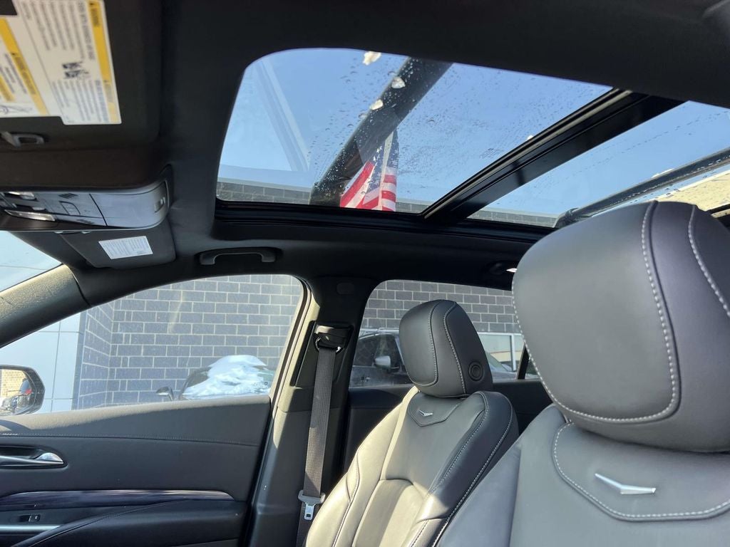 2023 Cadillac XT4 Luxury